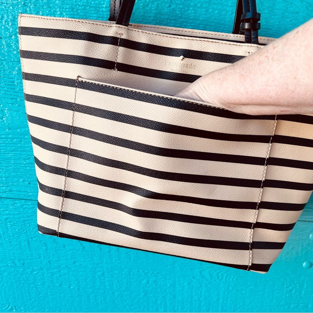 Kate Spade New York Hyde Lane Riley Stripe Tote Bag BLACK BEIGE TAN - Picture 3 of 12